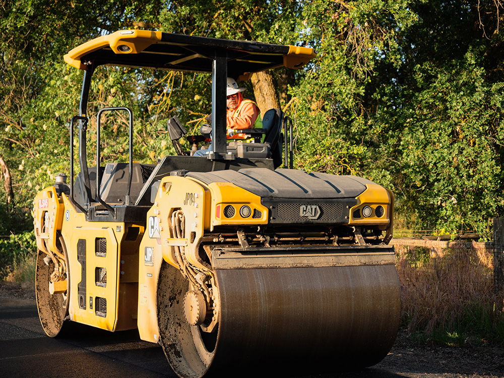 asphalt roller
